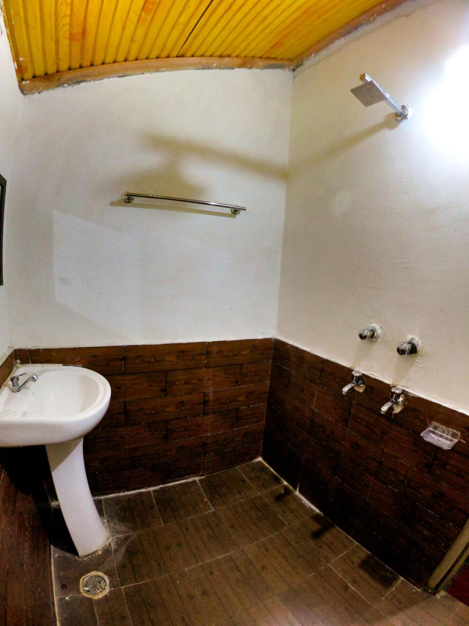 Tirthan Ecostay Gushaini Exterior foto